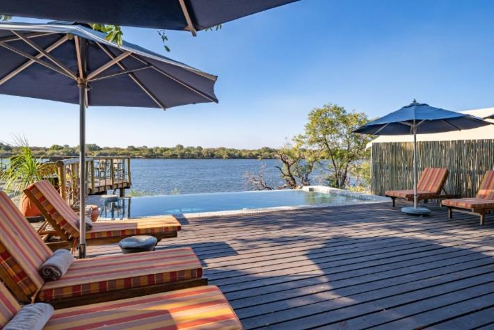 Jackalberry Chobe Hotel Kasane Bagian luar foto