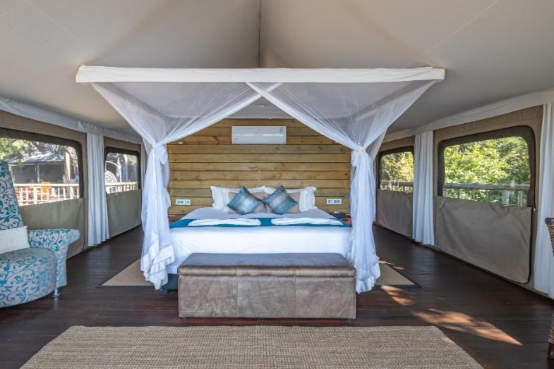 Jackalberry Chobe Hotel Kasane Bagian luar foto